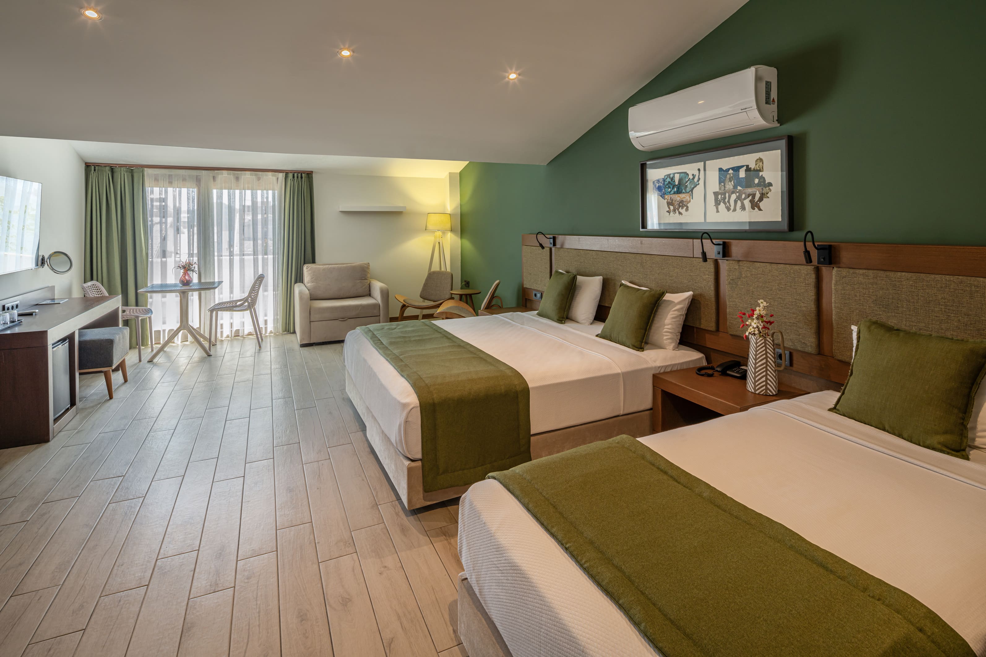 Terrace Family Suite